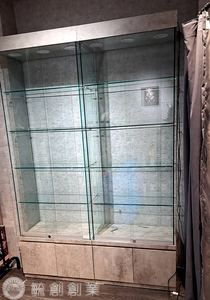直立式玻璃櫃(收納底櫃)